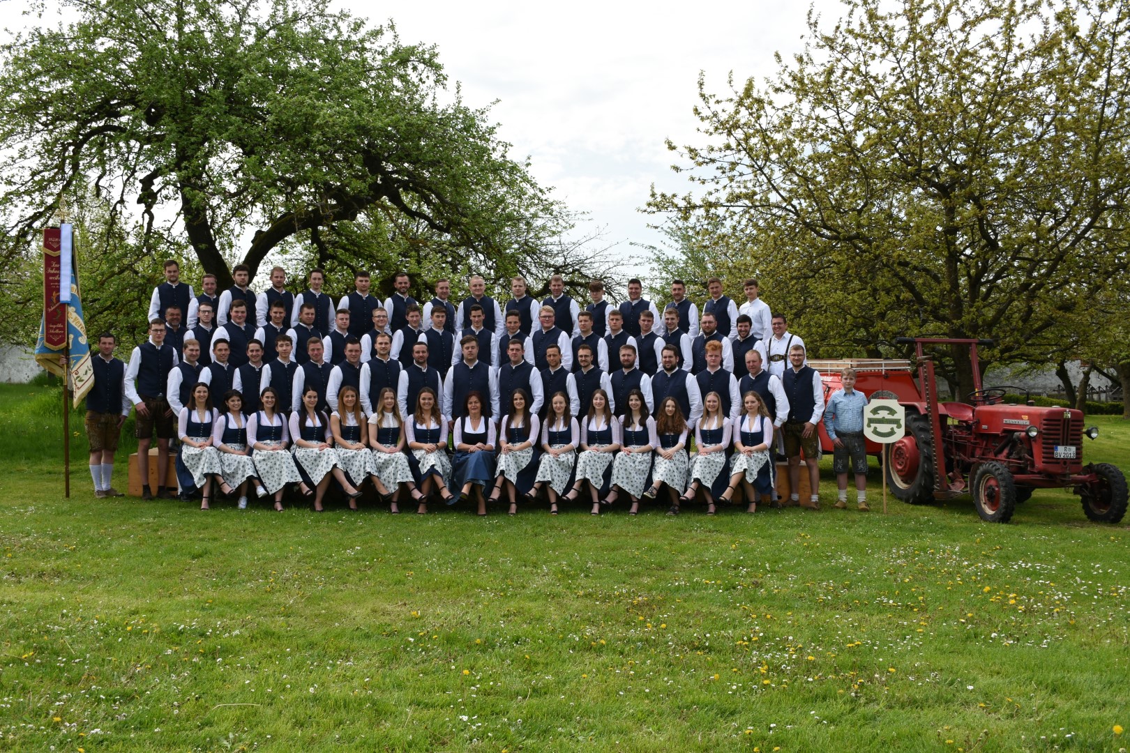 Burschenverein Viehhausen und Festdamen